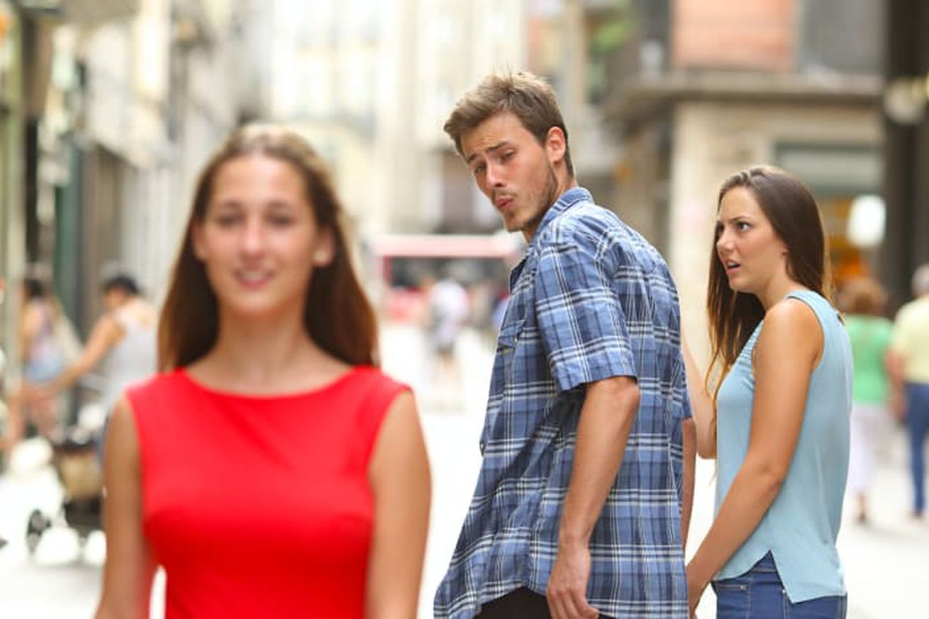 distracted-boyfriend