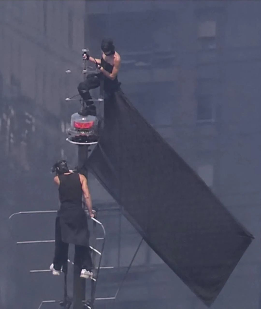 empire-state-building-climbers